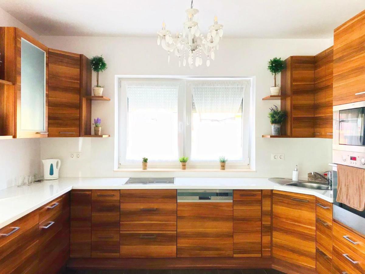 Villa Residence Sînmartin エクステリア 写真