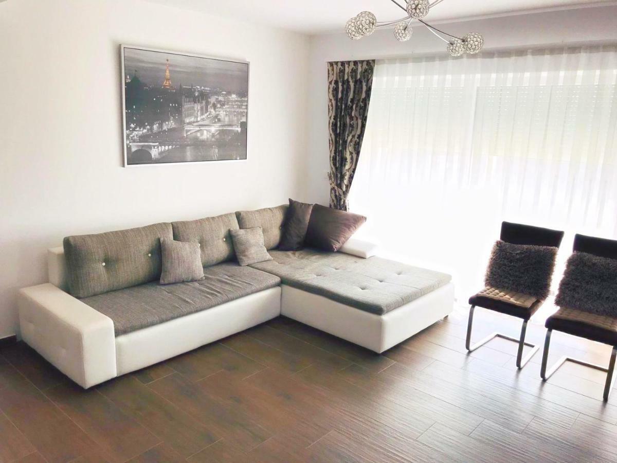 Villa Residence Sînmartin エクステリア 写真